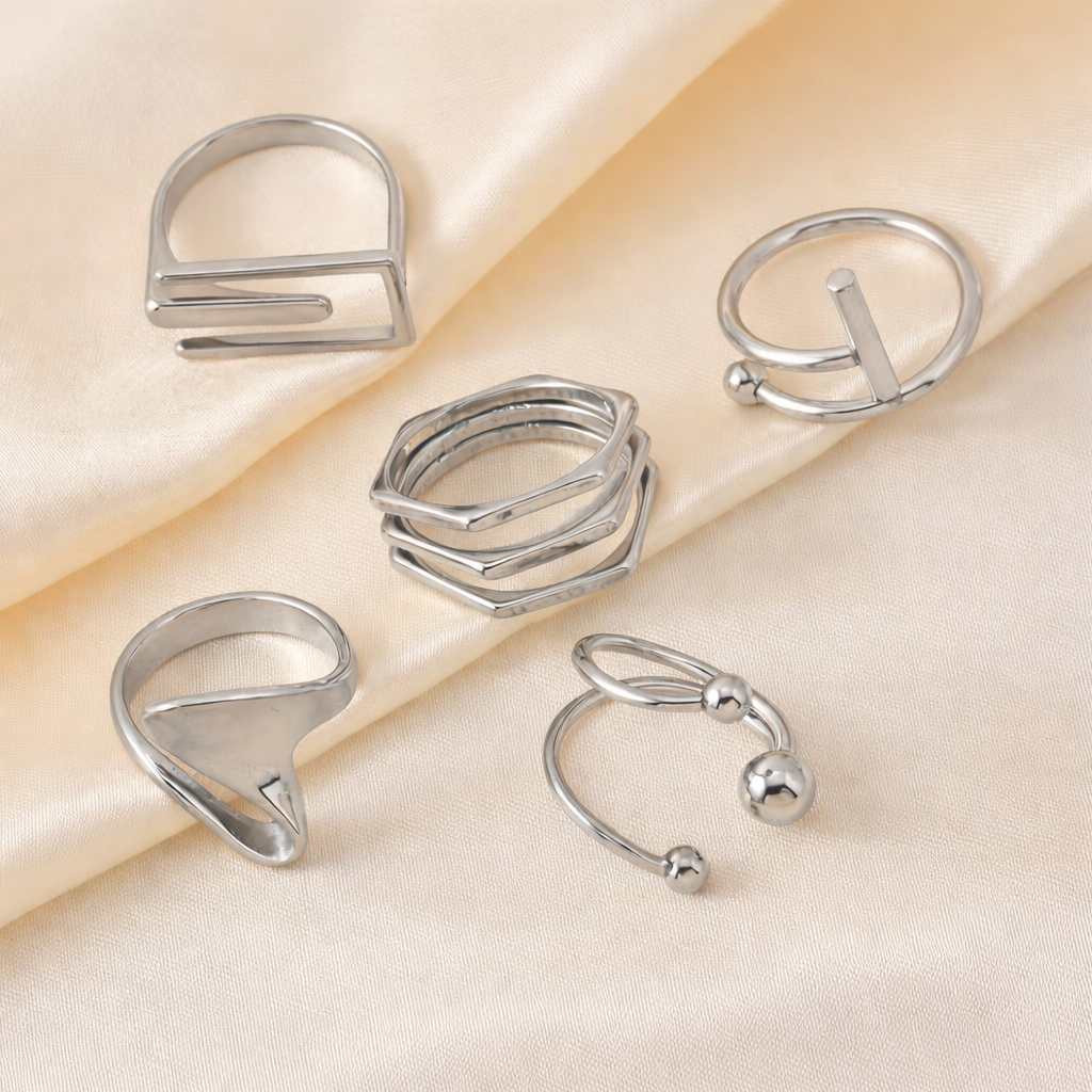 Ensemble de bagues géométriques dorées