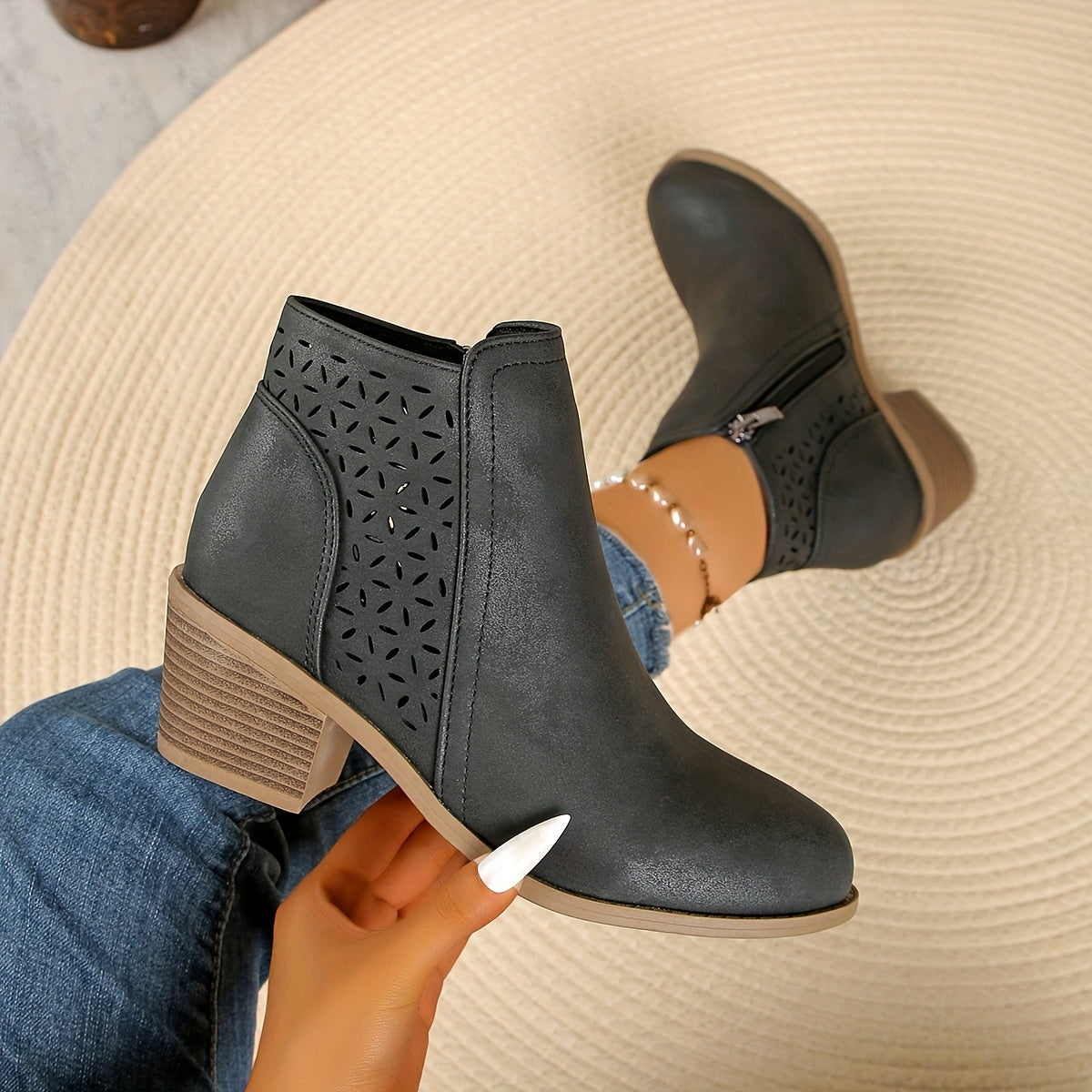 Léonie | Breathable Ankle Boots with Lasting Comfort