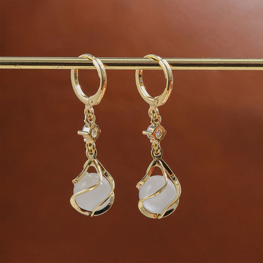 Léonie | Boucles d’oreilles opale verte vintage