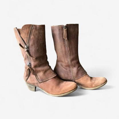 Amparo | Boots with Timeless Elegance