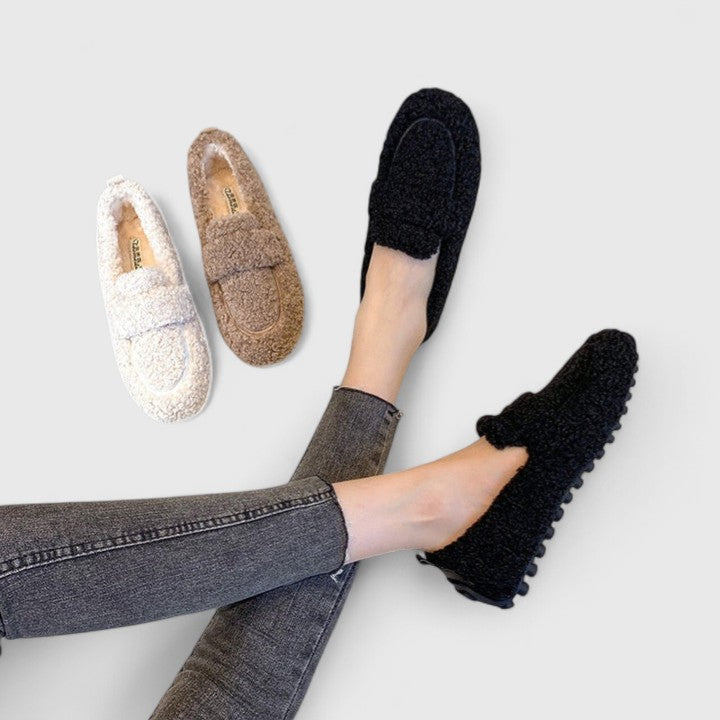 Solena | Warm Slippers with Elegant Design