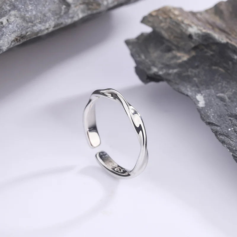 Bague en Argent Sterling Torsadée Intemporelle