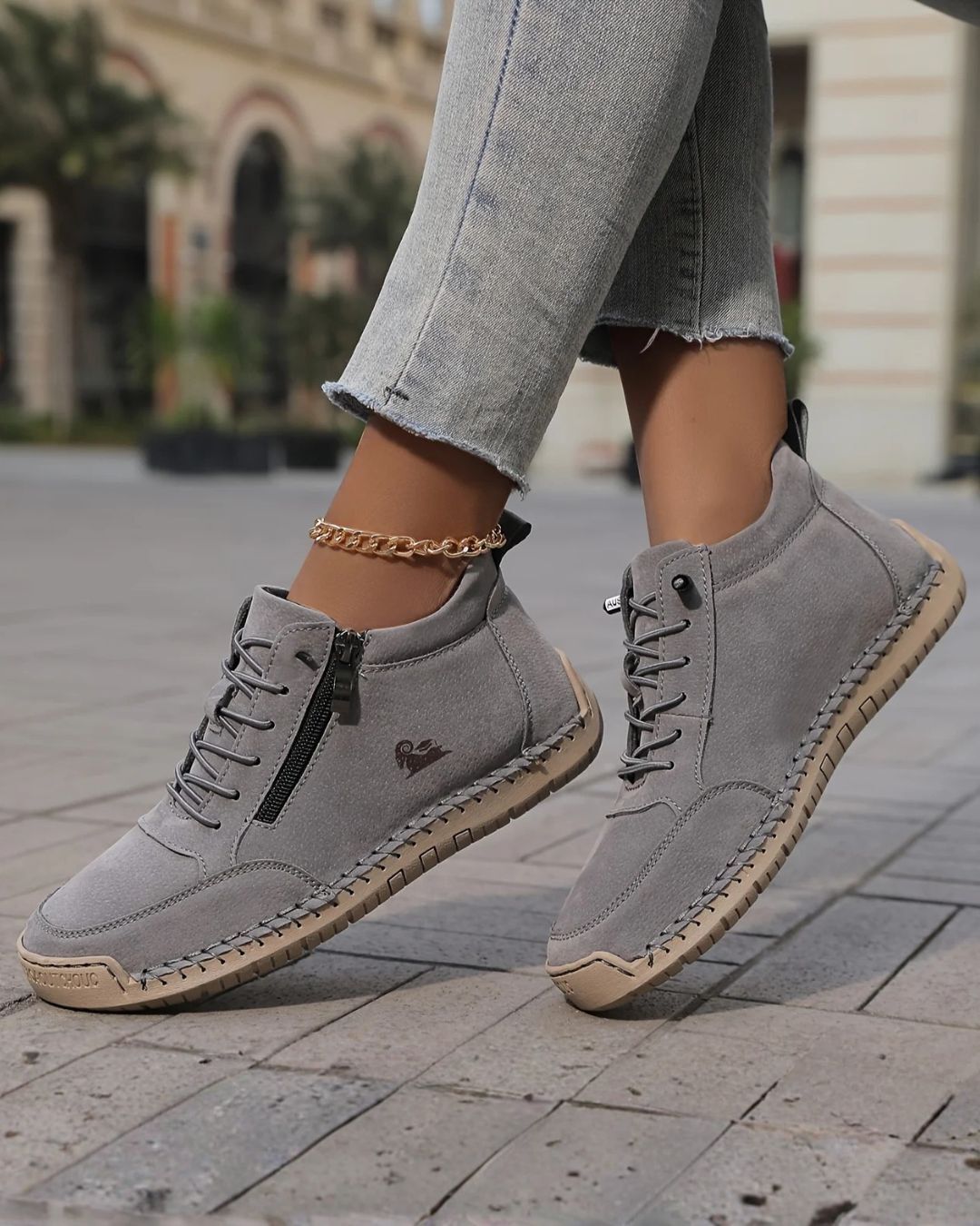 Selected Variant Image