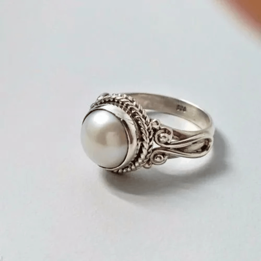 Bague Vintage en Perles Incrustées