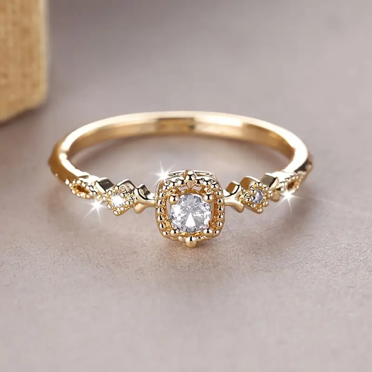 Bague Vintage en Cristal Doré Brillant
